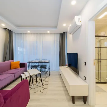 Charming With Pool In Muratpasa Apartment Antalya