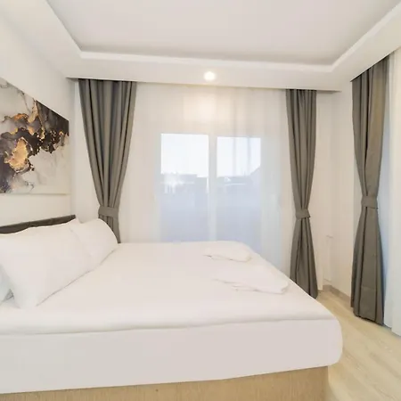 Charming With Pool In Muratpasa Apartment Antalya